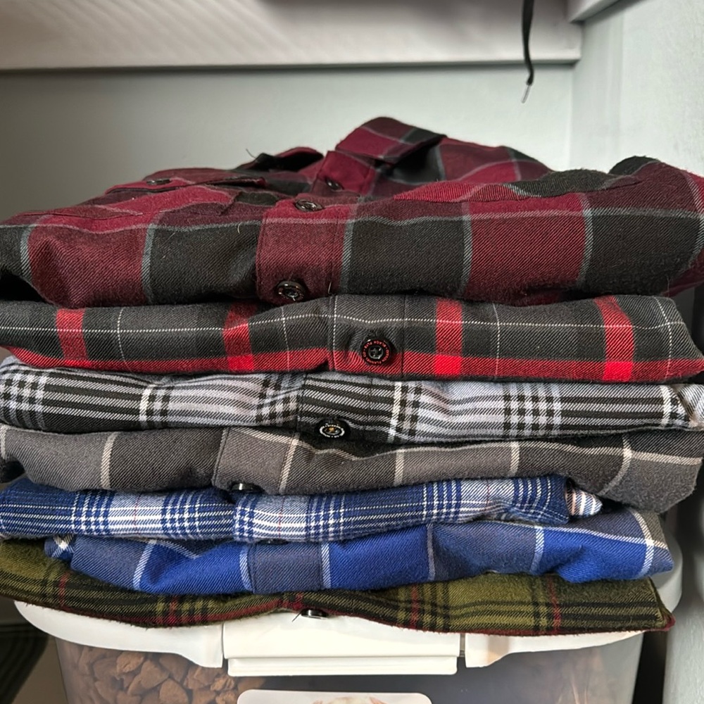 7 Dixxon Flannels size M
